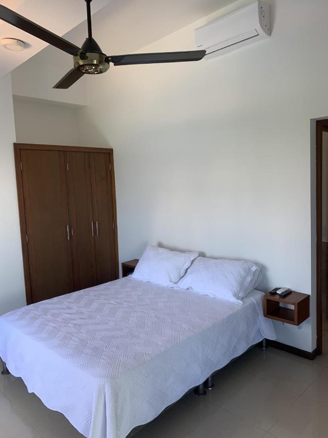 Apartamento Mirador Del Laguito Cartagena Exterior photo